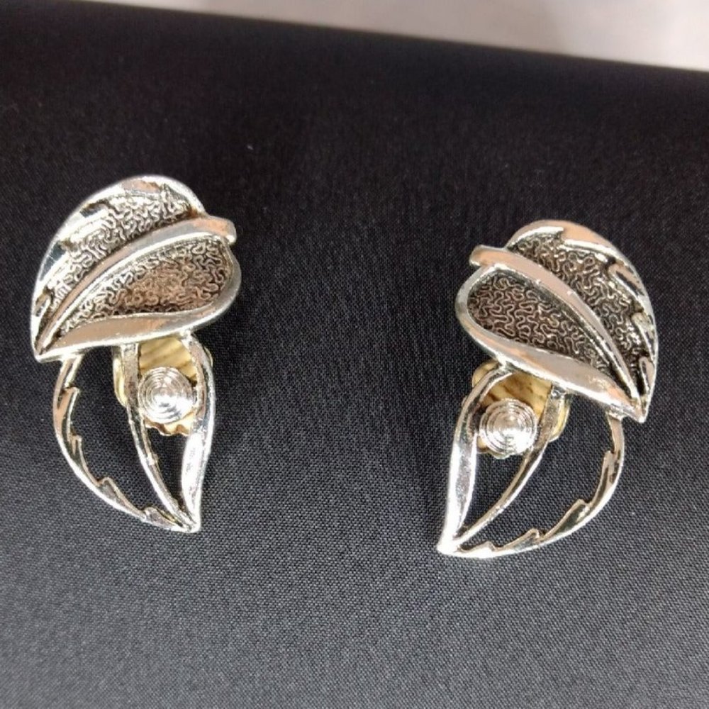 Vintage Sarah Coventry Earrings
